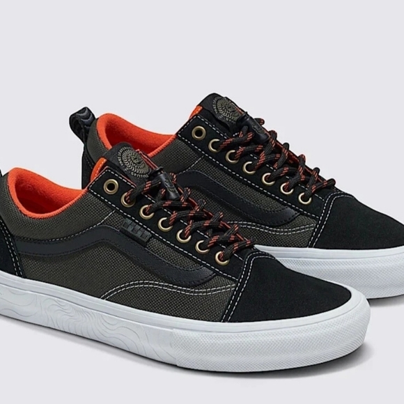 VANS Old Skool Skate Old Skool Spitfire Black/Flame Authentic 100% Men's7.5/W9 - Picture 3 of 9